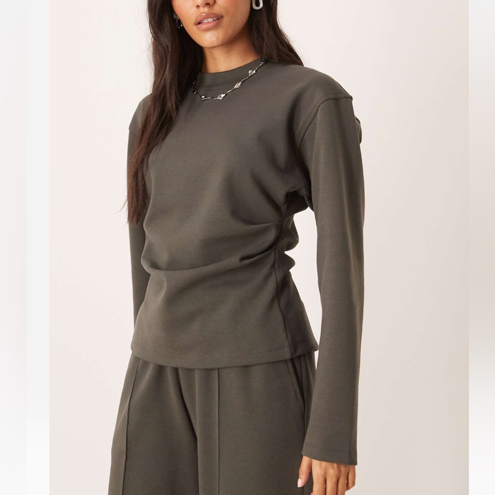 ASOS - top only charcoal gray ruched side peplum long sleeve cinched waist tee - Picture 2 of 6